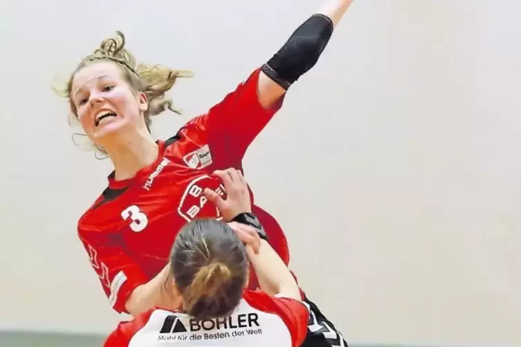 Mit ihrem Verein Bayer Leverkusen und in der U19-Nationalmannschaft eine wichtige Spielerin: Die Zweibrückerin Amelie Berger.