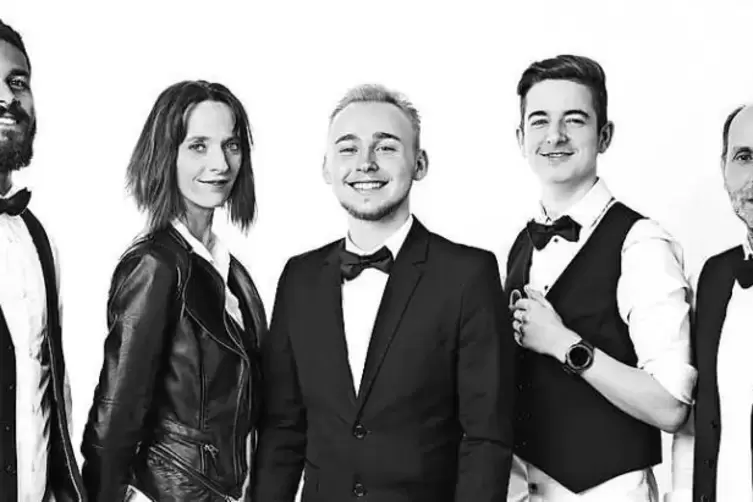Sorgen f&uuml;r Unterhaltung: Jan-Luca Ernst und Band.
