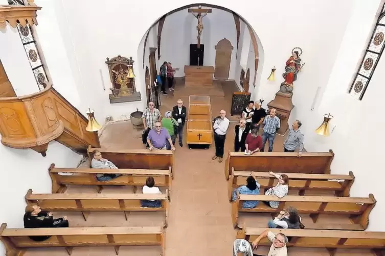 Heute wird St. Peter und Paul nur noch als Leichenhalle und für Konzerte genutzt. Die alte Orgel der Kirche wird derzeit restaur