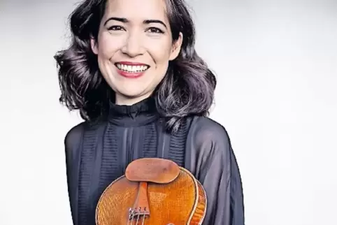 Stellt in Wachenheim frisch erarbeitete Programme ihres polnischen Festivals vor: Viviane Hagner.