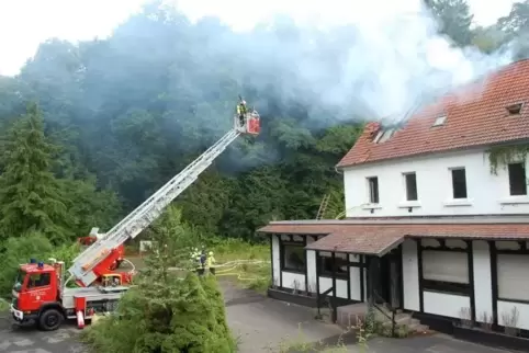 Am Katharinenhof entstand ein Sachschaden zwischen 50.000 und 100.000 Euro. Foto: Polizei 