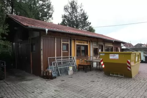 Das Vereinsheim des Angelsportvereins Kandel muss nach richterlichem Beschluss abgerissen werden.  Foto: Iversen 