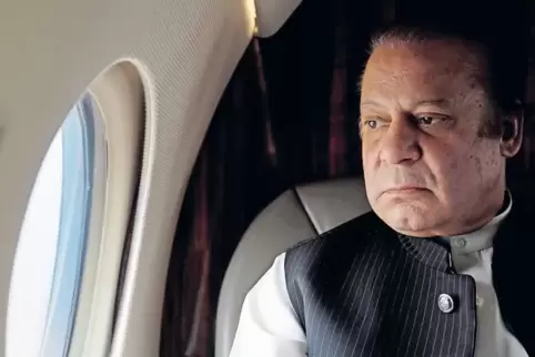Eine Rückkehr in ein politisches Amt ist ihm gerichtlich untersagt: Pakistans Premier Nawaz Sharif hat sich angeblich bereichert