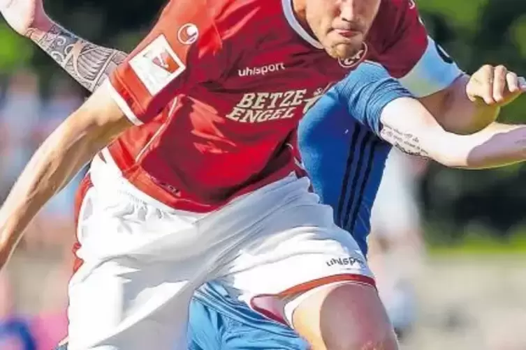 Benjamin Kessel vom 1. FC Kaiserslautern fiebert dem ersten Zweitliga-Spiel mit seinem neuen, alten Klub entgegen. FCK-Kapitän w