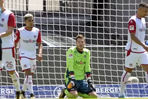 Am Boden zerstört: Marius Müller. Foto: KUNZ