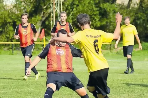 Bestreitet am Sonntag gegen den SSV Dreisen sein erstes Saisonspiel in der C-Klasse: SV Dielkirchen (gelbe Trikots). Hier eines 