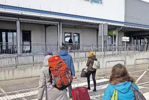 1,8 Millionen Passagiere nutzten den Hahn im ersten Halbjahr.