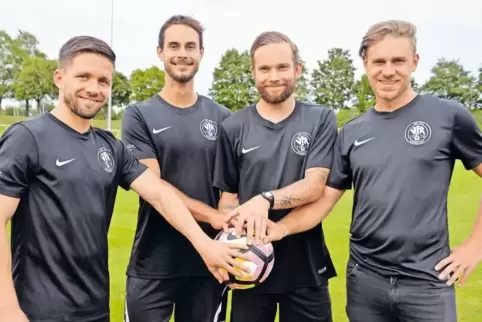 Das neue Trainerteam des VfR Grünstadt: Nico Müller, Jens Benda, Fabian Herchenhan, Jochen Gillmann (von links).