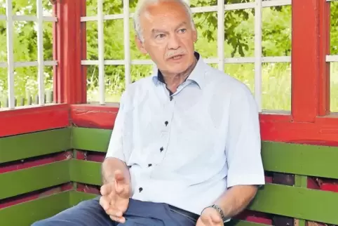 Ist optimistisch, dass ein im Ergebnishaushalt ein Ausgleich gelingen wird: Bürgermeister Lothar Lorch.