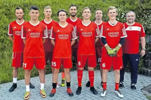 Neuzugänge beim ASV Winnweiler, von links: Jonathan Overlaat, Ali Jito, Christian Schirrmann, Denis Frischbier, Daniel Ghoul, Er