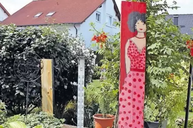 Frauenbild in Rot.