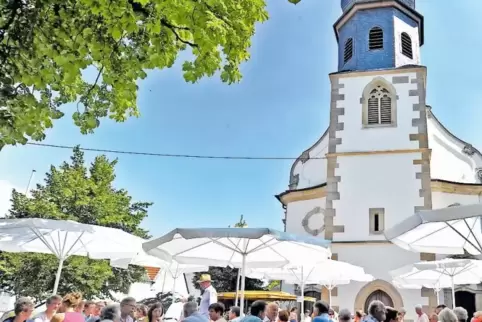 Zum zehnten Mal treffen sich die Feiernden dieses Jahr an der Barockkirche im Vorort Eppstein.