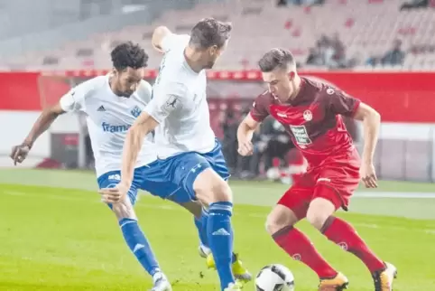 Zwei der drei Regionalliga-Gastspiele im Fritz-Walter-Stadion seit 2015 gewann der FK Pirmasens. Hier eine Szene vom 3:1-Sieg im