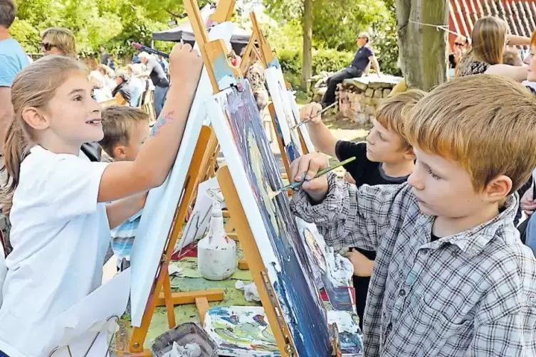 &bdquo;Jeder Mensch ist ein K&uuml;nstler&ldquo;, behauptete einst Joseph Beuys. Bei den jungen Workshop-Teilnehmern in Alena Steinlechners Kunst