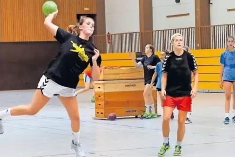 Bis zu dreimal Training wöchentlich: die aufgestiegenen Damen der TG Waldsee.