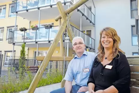 Geben im Seniorenstift jetzt den Ton an: Chef Klaus Wittmann und Pflegedienstleiterin Nicole Schönung.