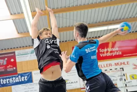 „Der Torben ist ein Typ“, sagt Hochdorfs Trainer Bullacher über den neuverpflichteten Walgenbach (links).