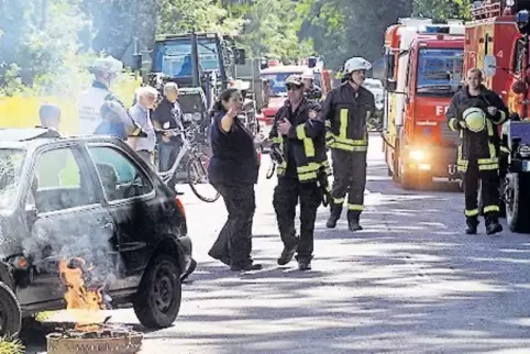 Die Rettungskräfte probten, was bei einem großen Unfall mit mehreren Verletzten zu tun ist.