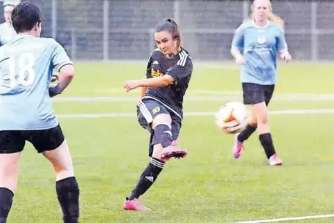 Geht in der Verbandsliga auf Torjagd: Dudenhofens Selina Liotta.