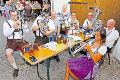 Harmonic Brass bei ihrem Konzert im Eichenhof.