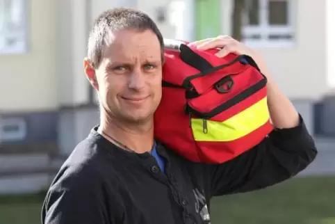 Nicht nur bei der Feuerwehr aktiv, sondern auch Mitglied der Deutschen Lebensrettungsgesellschaft, kurz DLRG: Ralph Nagel. Er fo