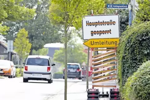 Damit in Kandel gefeiert werden kann, müssen die Autofahrer die Hauptstraße meiden.