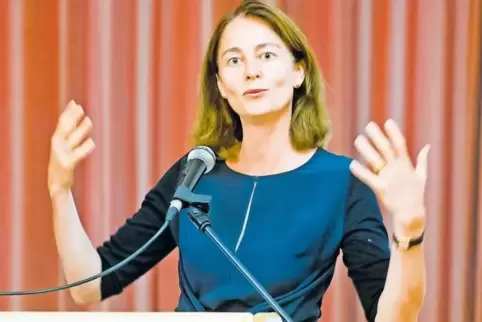 Mit Kritik in Richtung der Christdemokraten geizte Bundesfamilienministerin Katarina Barley bei ihrem Auftritt im Rodenbacher Bü