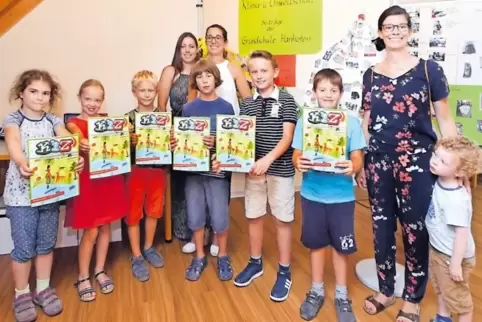 So sehen Sieger aus: Schüler der Grundschule Hanhofen haben den ersten Platz erzielt. Die Aktion Prima-Klima soll es auch nächst