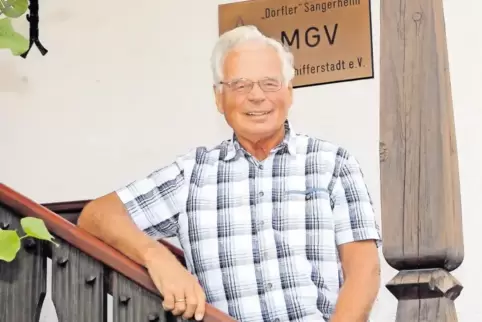 In der Gemeinschaft der Dörfler fühlt sich Erich Armbrüster, Vorsitzender des MGV Klein-Schifferstadt, wohl. Seit seinem 19. Leb