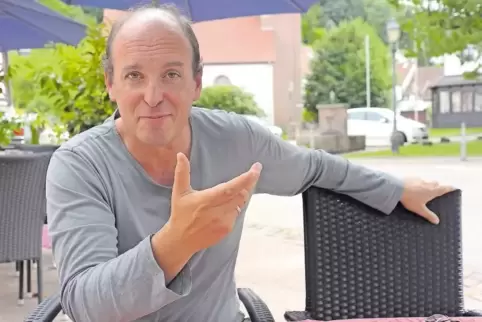 Orlando Schenk bereut es weder privat noch künstlerisch, in Nothweiler zu leben.