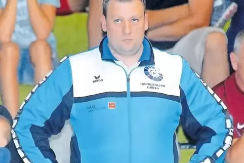 Herren-Trainer Patrick Dermody machte seiner Mannschaft keinen Vorwurf: „Kurzfristig sind noch drei weitere Spieler ausgefallen.