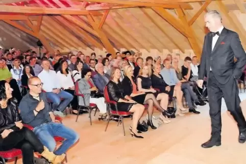 Comedian in seinem Heim: Bislang war bei den Auftritten von Ramon Chormann im Theater in der Kirchheimbolander Mühlstraße einige