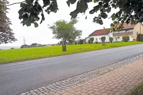 Das neue Schmitshauser Feuerwehrhaus kommt an den Ortseingang aus Richtung Wallhalben.