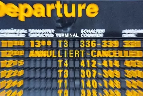 Gestern musste Air Berlin wieder rund 70 Flüge streichen.