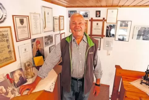 Jede Menge Urkunden gesammelt: Günther Hauck.