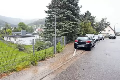 Die Parksituation an der Kita soll verbessert werden. Der Rat hat die Planung in die Wege geleitet.