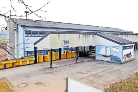 Da sie nach den neuen Richtlinien der Landesregierung nicht genügend Klassen bilden könne, droht der Grundschule in Busenberg di