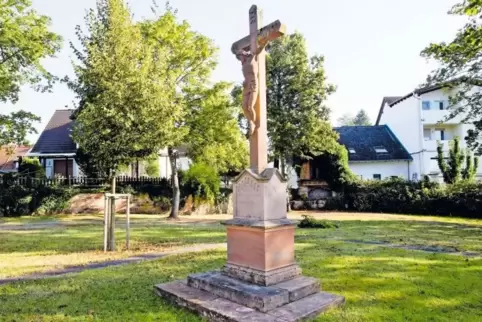 Wo einst in Ramstein die alte katholische Kirche stand, soll nun ein Kolumbarium gebaut werden.
