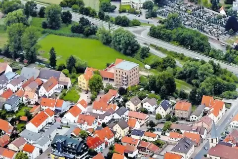 Südlich der Bundesstraße: An der alten Mühle, bevor Woogbach und Altwiesengraben sich vereinen, soll die Fischtreppe entstehen.