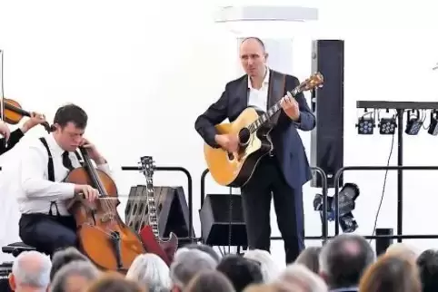 Julia Bassler, Eugen Bazijan, Vlando Grizelj und Alexander von Hagke (von links) zeigten sich auch bei ihrem zweiten Auftritt be