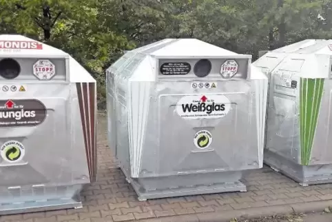 Die neuen Container sind mit Dämmmatten, ausgeschäumten Wänden und einer Fallbremse ausgestattet.