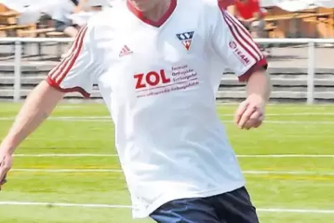 Bernd Lindenau erzielte für den SV Weisenheim am Sand bei TuS Knittelsheim den Anschlusstreffer zum 1:2.