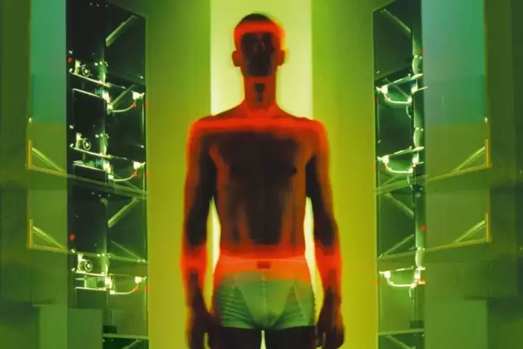 K&ouml;rperdaten erfasst der Bodyscanner der Firma Human Solutions aus Kaiserslautern.