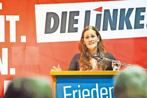 Forderte in ihrer Festrede einen entschlossenen Kampf gegen Rechts: Janine Wissler.