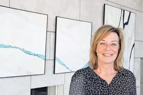 Lässt sich künstlerisch von der Schönheit und den Traditionen der Insel Bali inspirieren: Sabine Gustke.