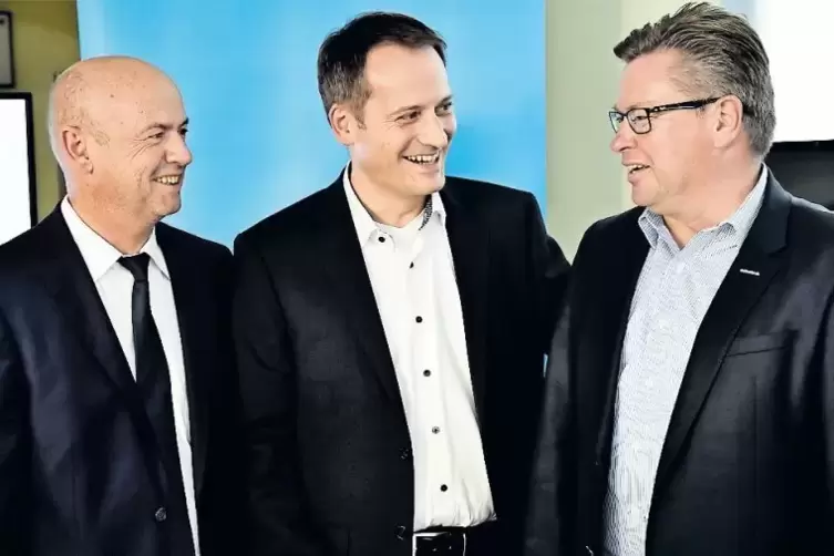 Machen sich den Ausbau des digitalen Netzes stark: FDP-Wahlkreiskandidat Thomas Schell (links) und der rheinland-pfälzische Spit