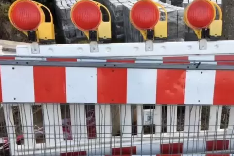Vom 4. bis 20 Oktober muss die B 271 zwischen Grünstadt und Kirchheim voll gesperrt werden. Foto: Lauer 