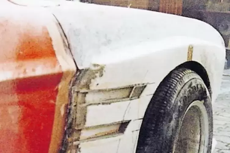 Schlitze an der Karosserie kamen Mitte der 1980er-Jahre beim Testarossa heraus. Capri-Tuner Jürgen Hormuth hat sich damals am Fe