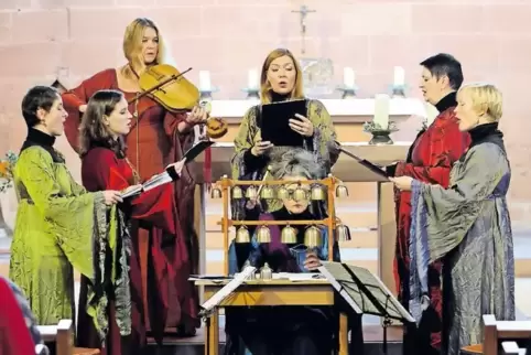 „Och, ewich is so lanc!“ (Ach, ewig dauert so lang): Ars Chorals Coeln singt Gesänge vom himmlischen Leben.