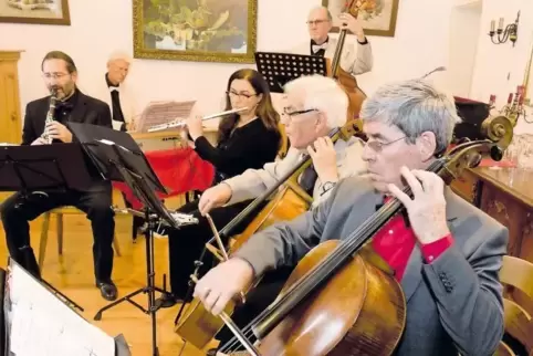 Sechs von neun: Im Zusammenspiel und bei Soli setzten die Cosella-Musiker Glanzlichter.